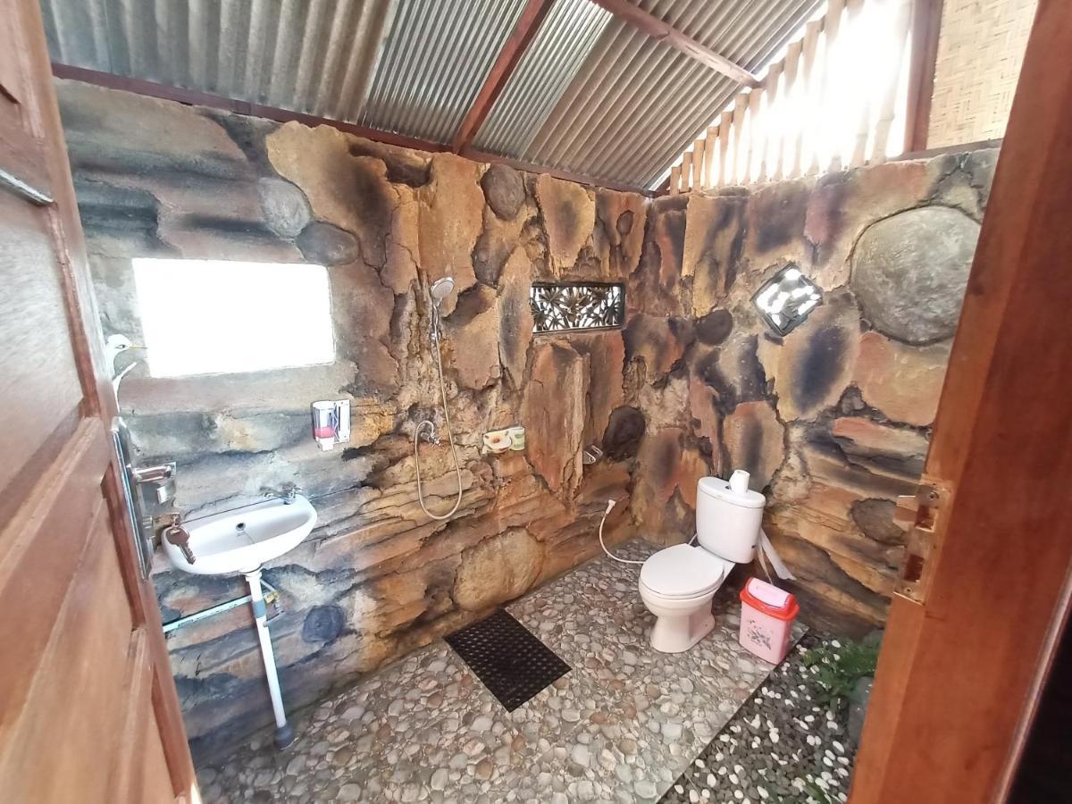 Tiing Bali Guest House Kubupenlokan Exteriör bild